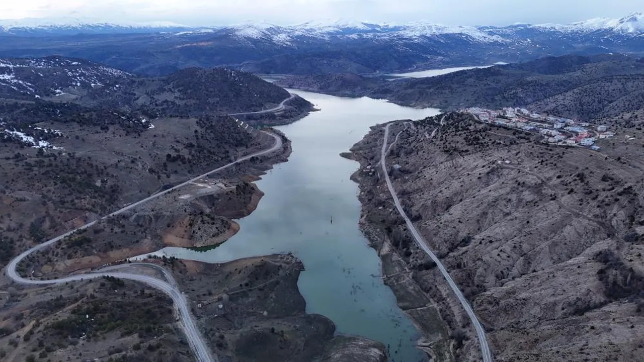 Suyu kalmayan kentte barajlar doldu taştı! Seviyeler yüzde 100'ü gördü