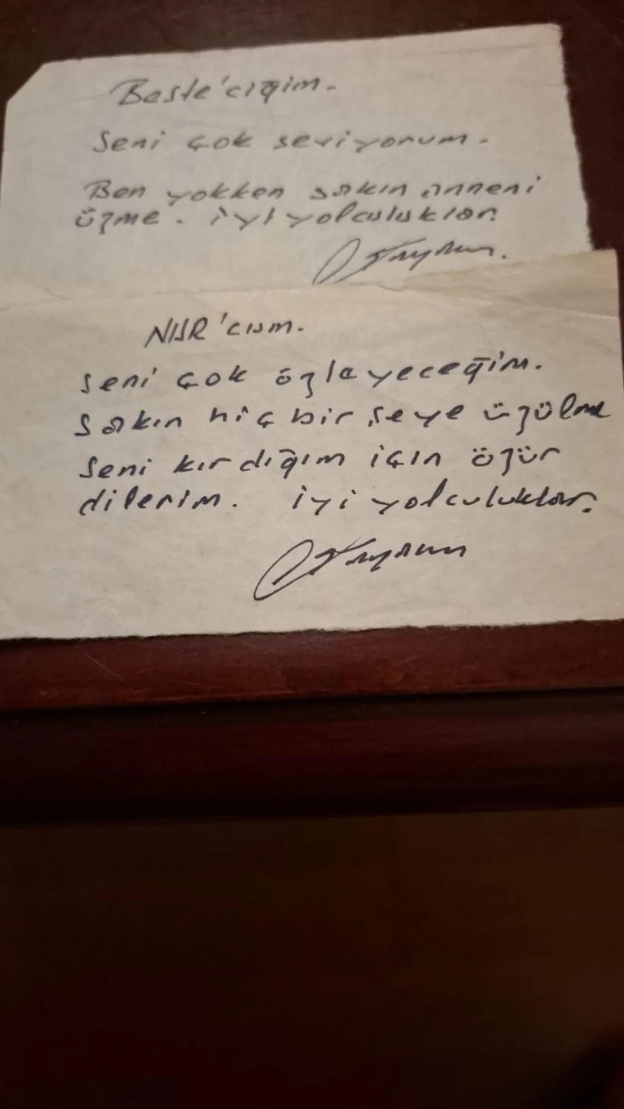 Ünlü şarkıcı Kayahan’ın mirası mahkemelik oldu! Kızından skandal iddia: Üvey annesi sahte imzayla mı telif yaptı?