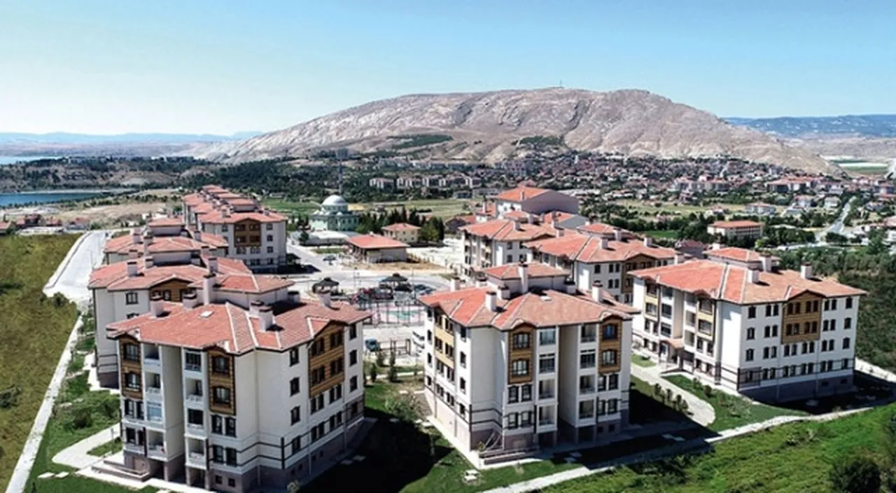 80 ilde kuralar tamamlandı, sıra İstanbul'da... 100 bin konut sahibini buluyor