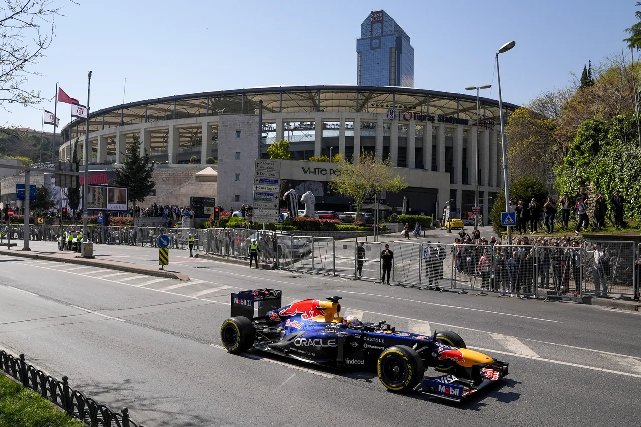 Cumhurbaşkanı Erdoğan'dan Formula 1 açıklaması: 2027-2031 yılları arasında ev sahipliği yapacağız