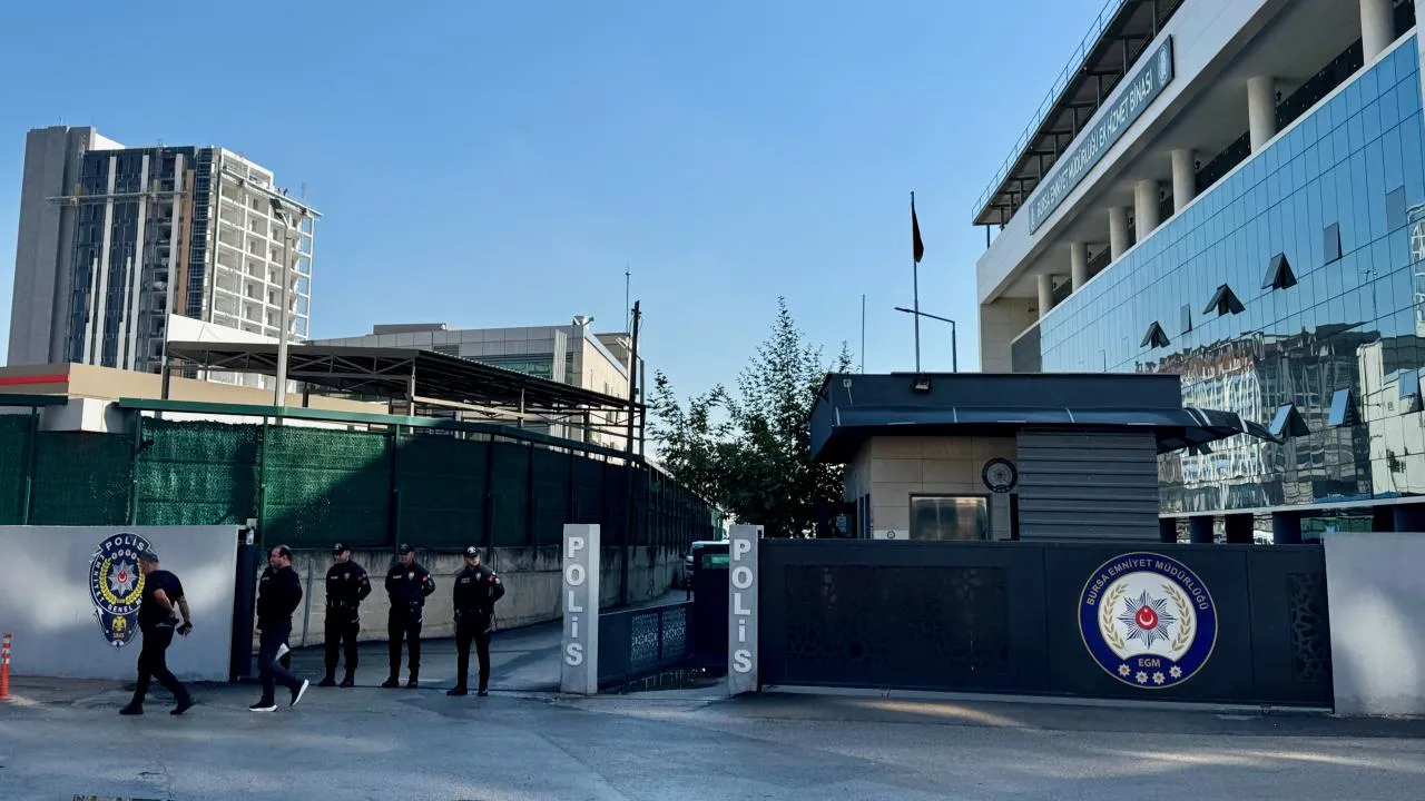 Engel raporu özgürlüğe yetmedi: 8 kişi tahliye oldu, CHP'li Turgay Erdem çıkamadı