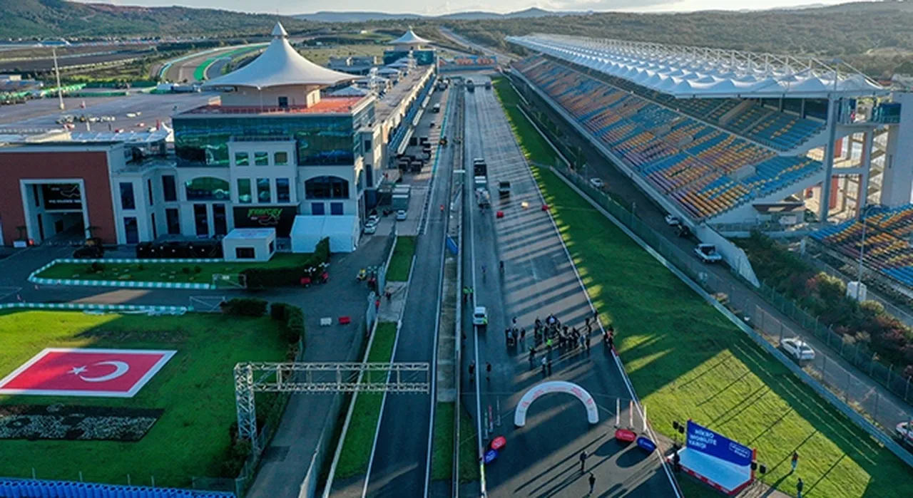 Formula 1 İstanbul'da mı yapılacak, ne zaman? Gözler Cumhurbaşkanı Recep Tayyip Erdoğan'ın açıklamalarında