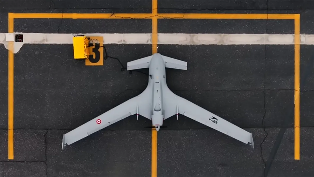 Gökyüzünde 'Turan' taktiği: Baykar yeni kamikaze İHA K2 ve Sivrisinek'i tanıttı