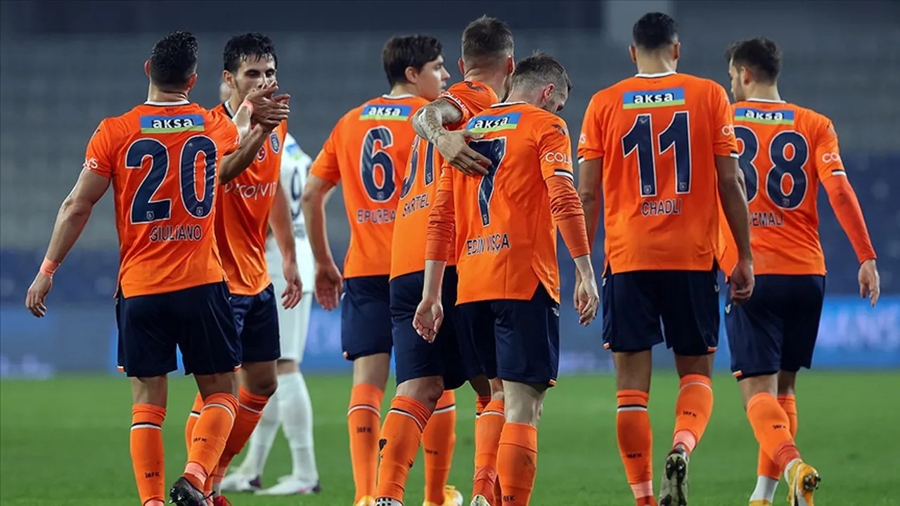 İşte muhtemel 11! Başakşehir–Kasımpaşa maçı canlı yayın hangi kanalda, nerede izlenir, saat kaçta?