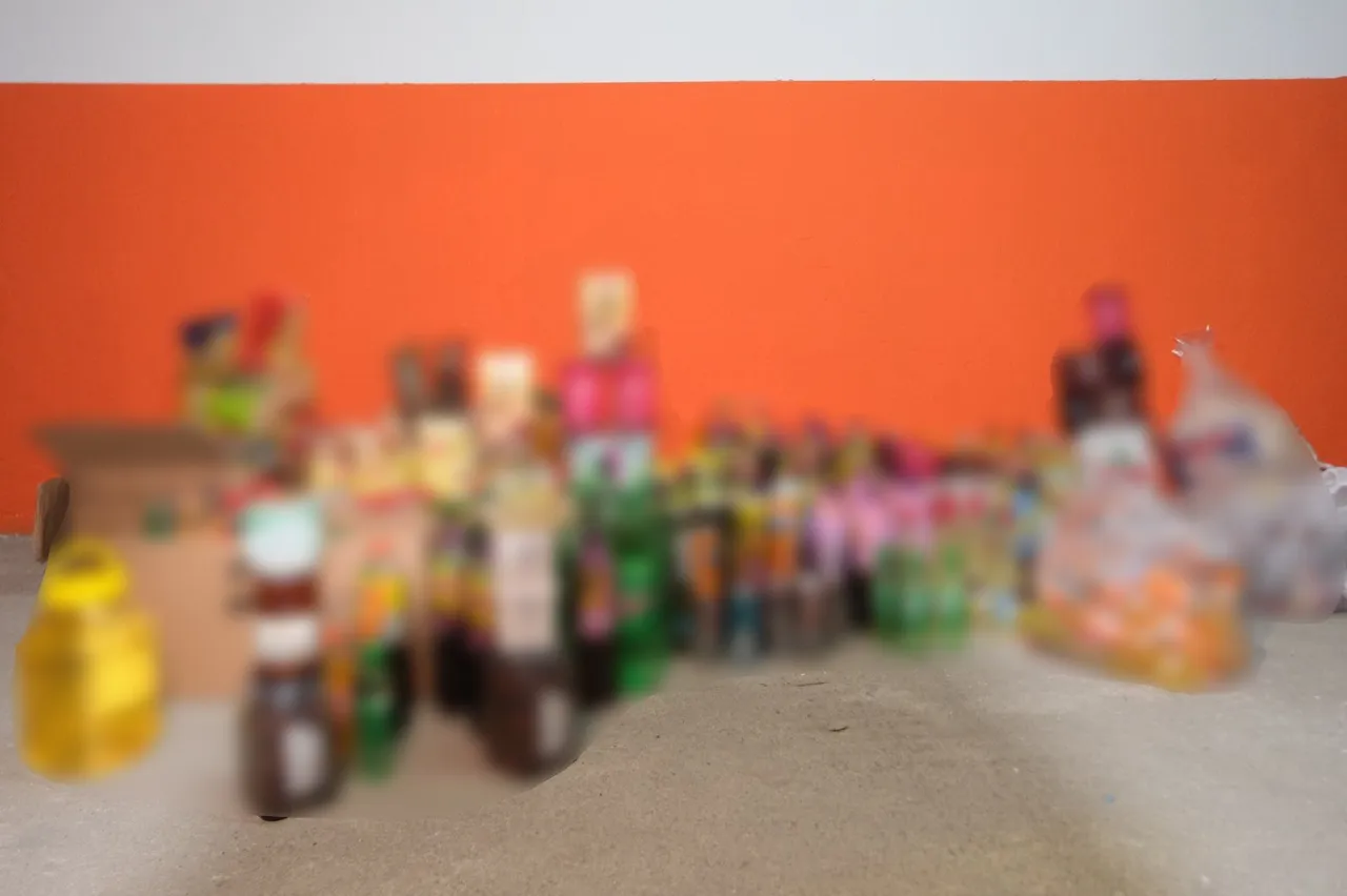 Koli koli tarihi geçmiş ürün topladılar! Hepsini vatandaşa yedireceklerdi