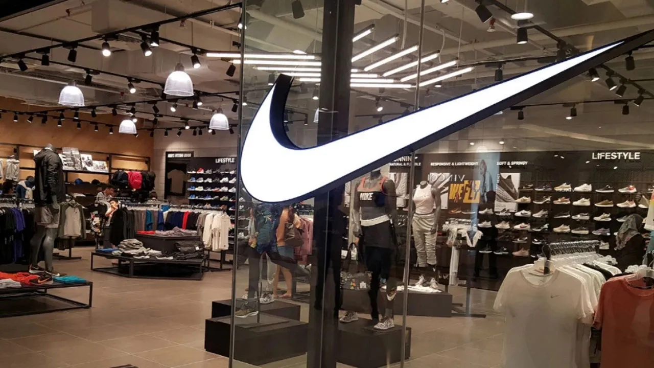 Nike duyurdu, yüzlerce çalışan işten çıkarılacak!