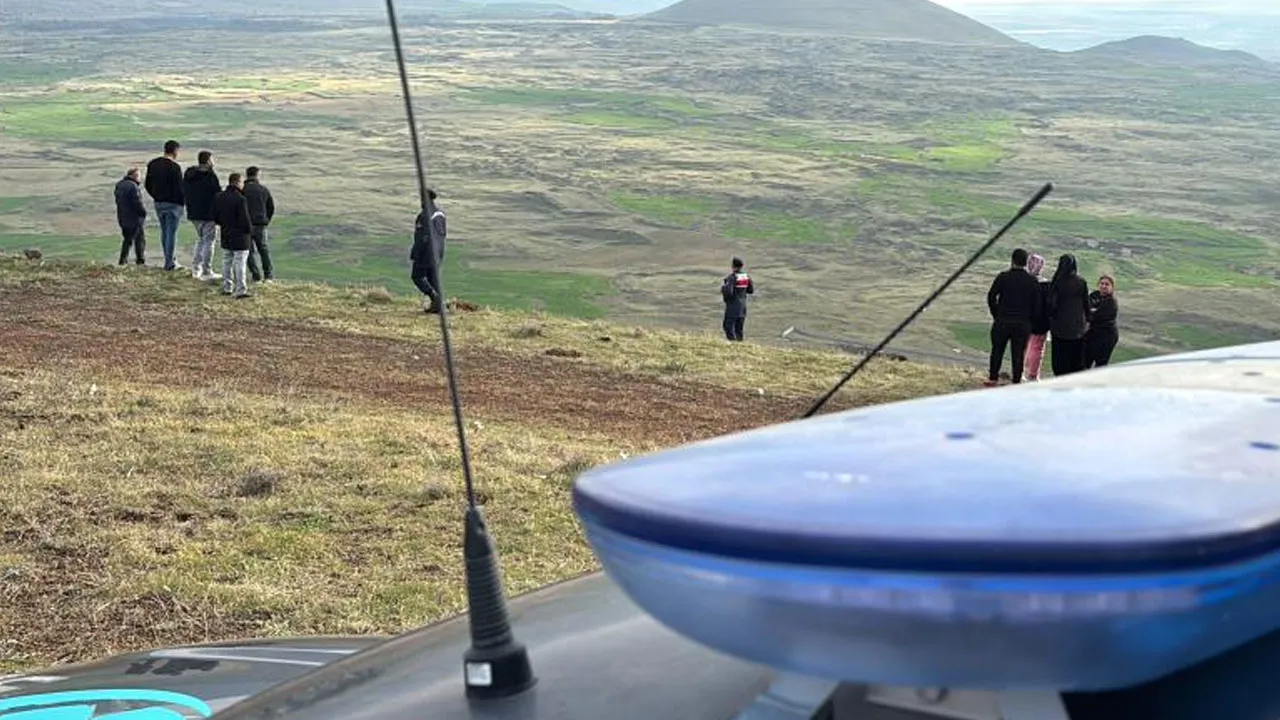 Önce notu sonra cesedi bulundu! Ekipler 25 metre aşağıya indi... 