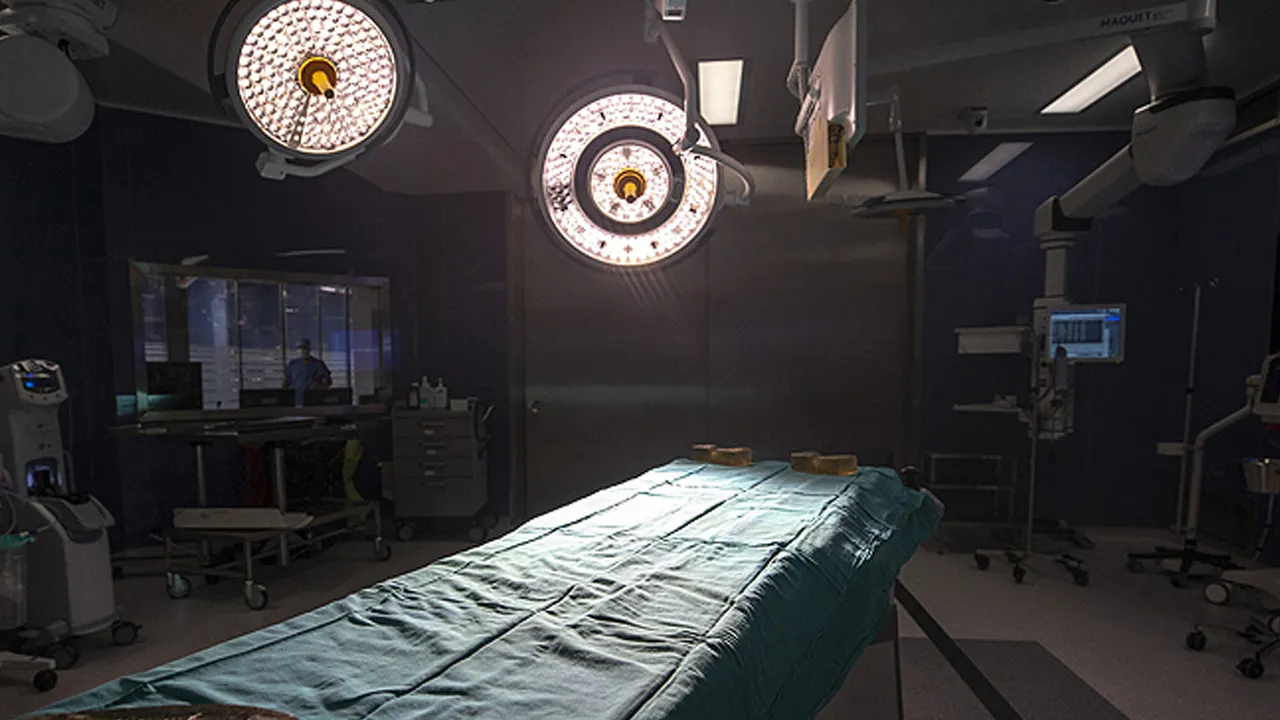 Üsküdar Devlet Hastanesi'nde 2 doktor hakkında 'bıçak parası' skandalı! Para vermeyeni ameliyat etmemişler