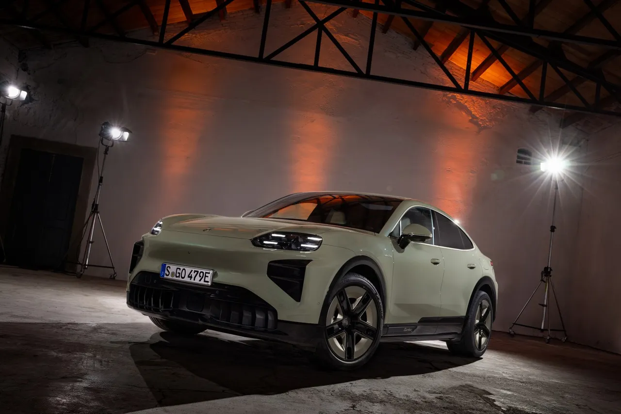 1156 beygirlik 'En güçlü seri üretim Porsche' tanıtıldı: Elektrikli Porsche Cayenne Coupe