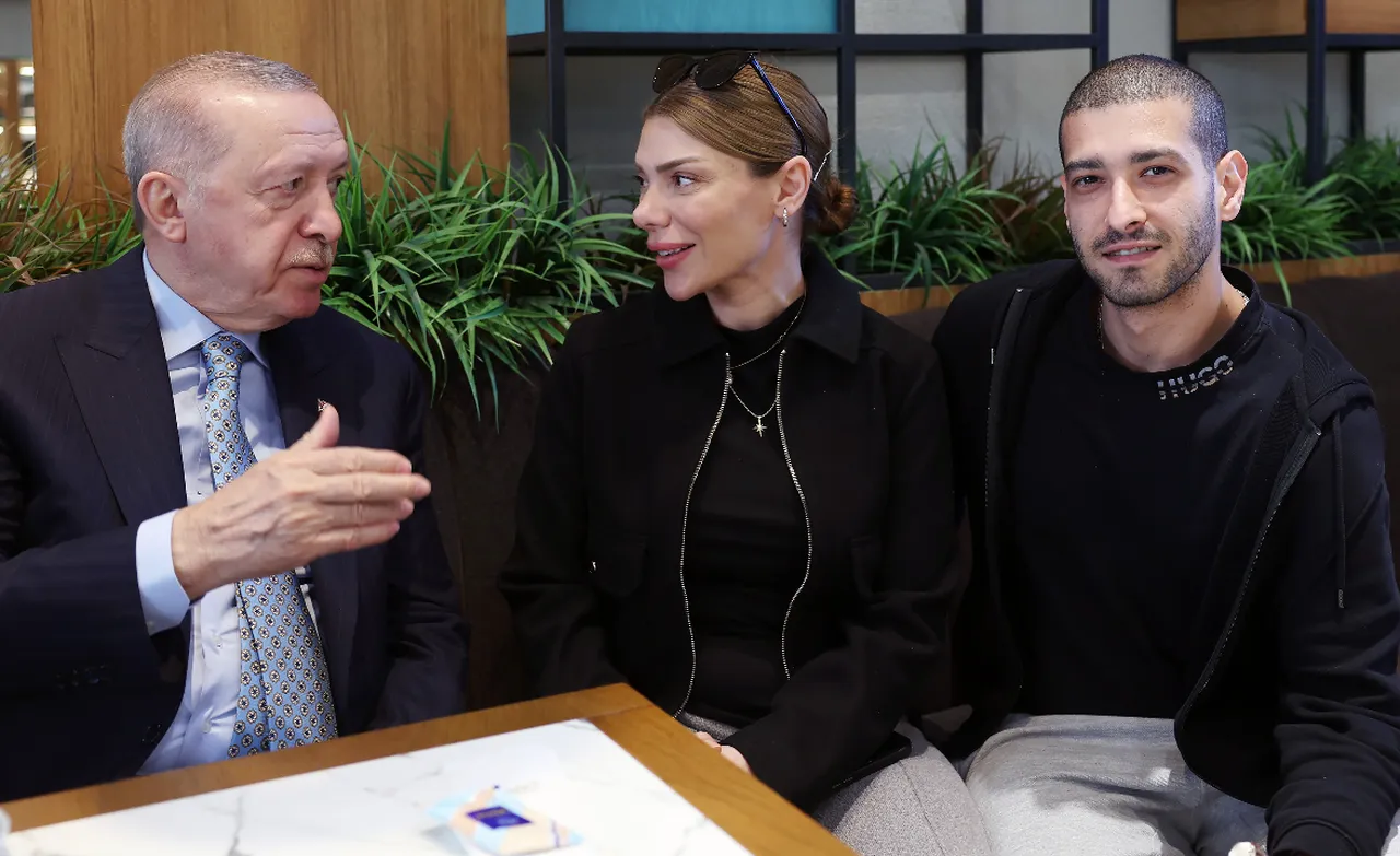 Beyoğlu’nda sürpriz görüntüler! Erdoğan vatandaşlarla buluştu