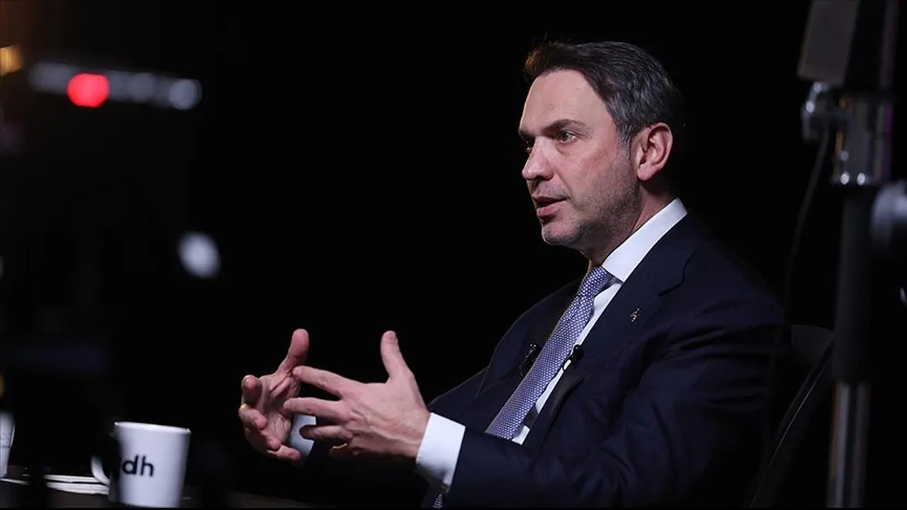 Elektrik ve gazda 2 trilyon liralık fatura desteği! Bakan Bayraktar: Enerjide sorun yok