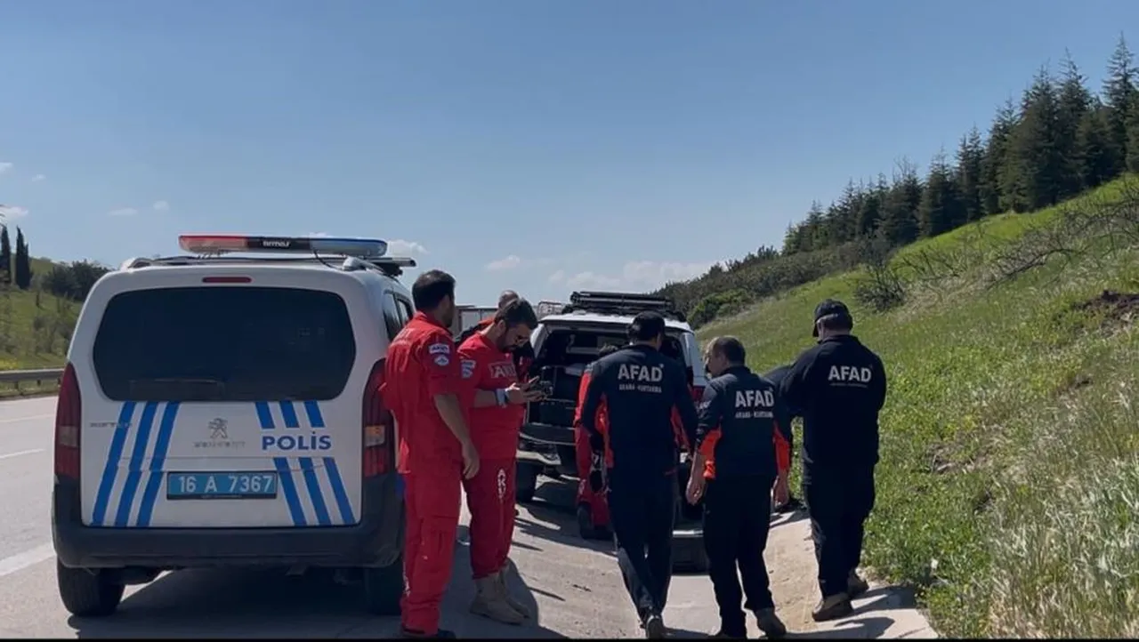 "Otoyola 5 yaşında çocuk bırakıldı" ihbarı! Bursa'da ekipler alarma geçti