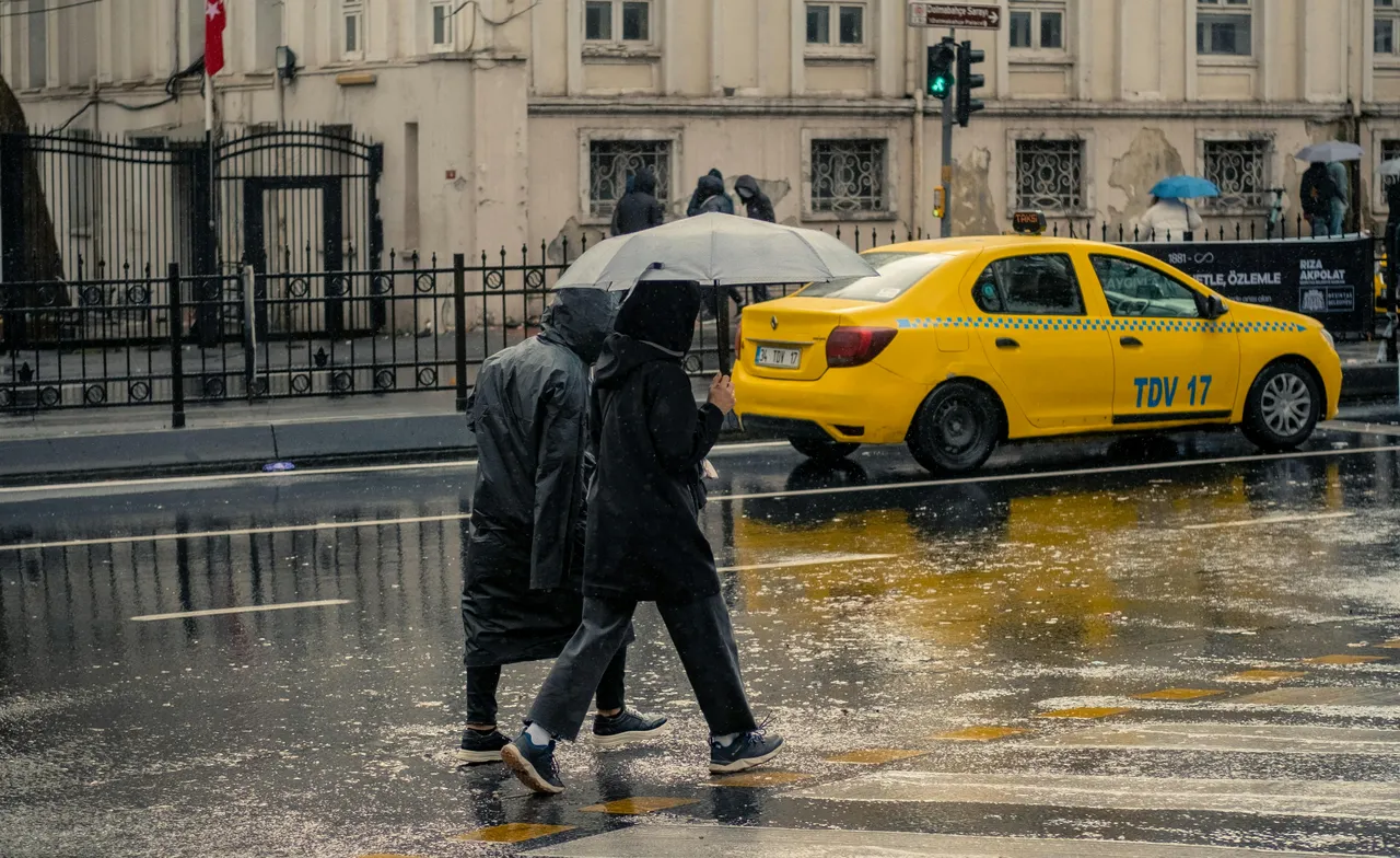 Yeni soğuk hava dalgası kar getiriyor! Tarih belli oldu, işte kritik iller