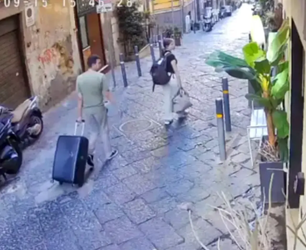 Balkondan atılan heykel parçası kafasına isabet etmişti! Genç kadının ölümünde kan donduran ihmal