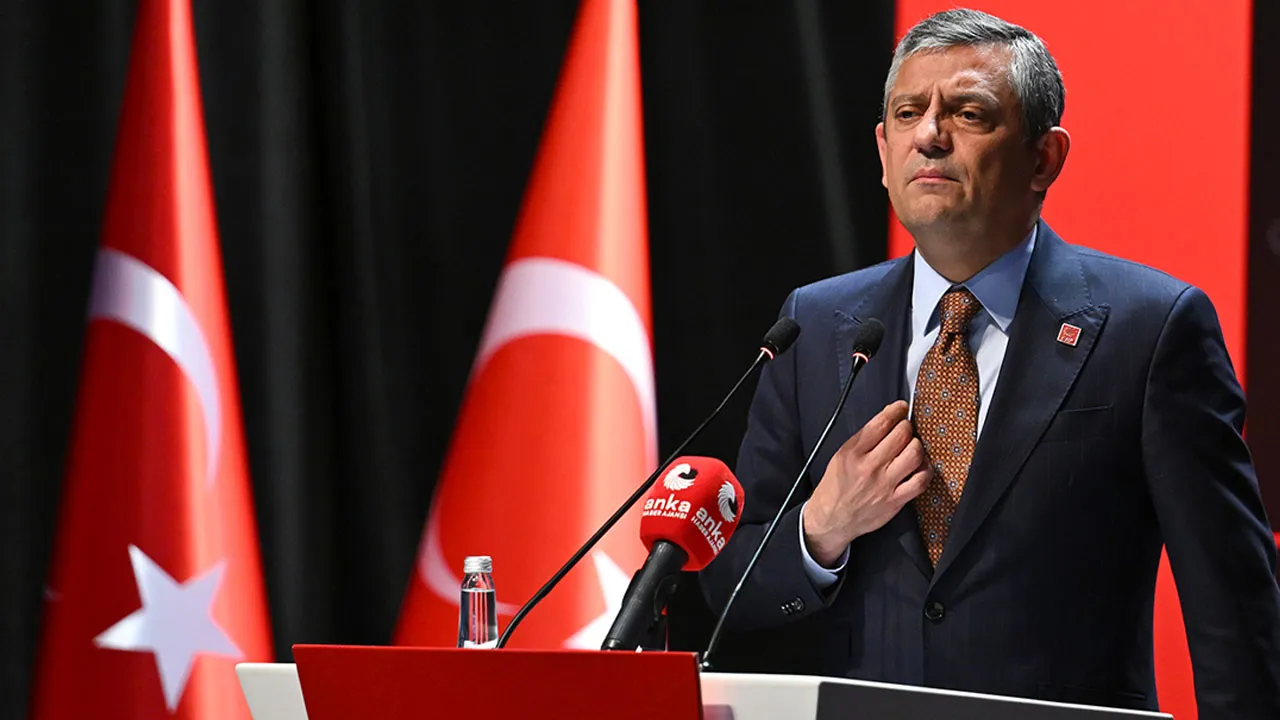 CHP çıkış arıyor! İhraç edilenlere af kararı PM'de ele alınacak