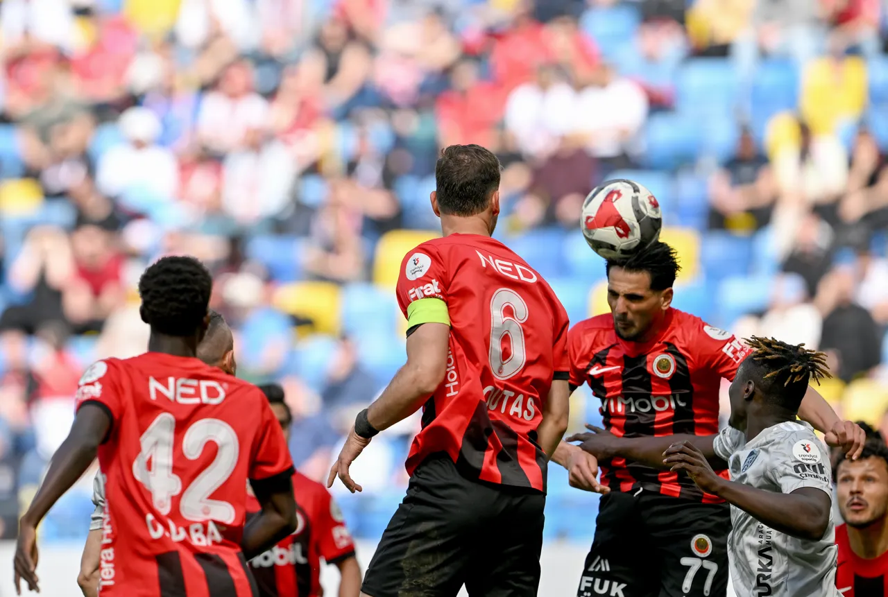 Gençlerbirliği ile Kocaelispor karşı karşıya geldi