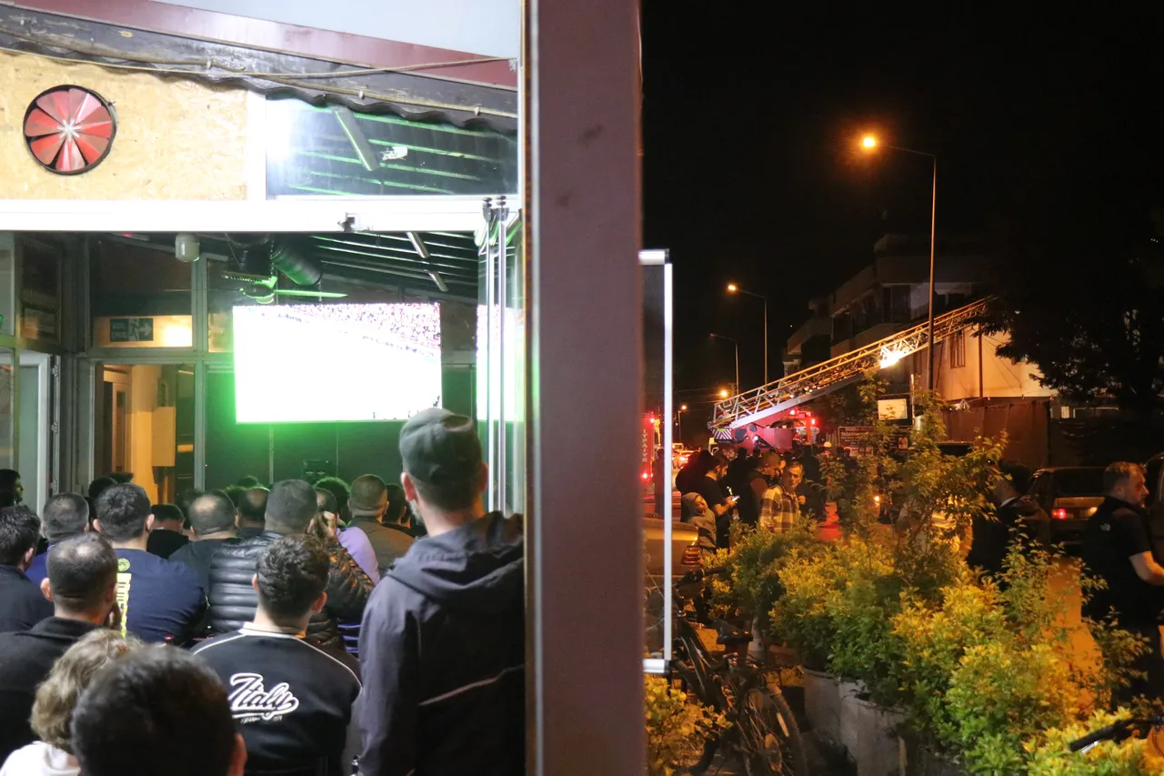 Mahalle alev alev onlar derbi derdinde: Serdivan'da pes dedirten görüntüler!