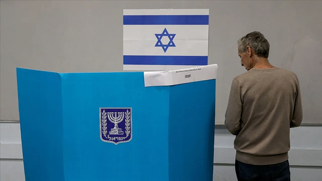 Netanyahu devrilebilir! Bennett-Lapid koalisyonu Likud'u geçecek mi?