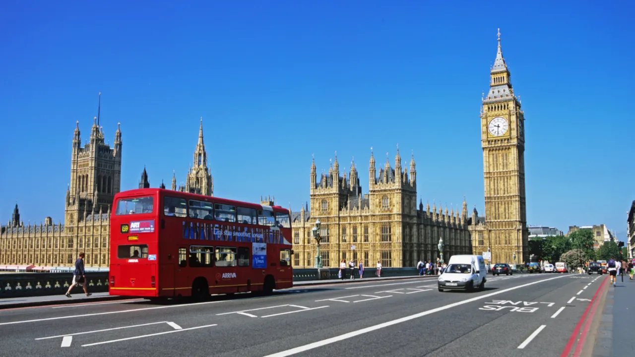 Şehirleri karış karış keşfetmek isteyenler dikkat! ‘En yürünebilir şehirler’ listesi açıklandı: Listede Türkiye’den bir kent de var