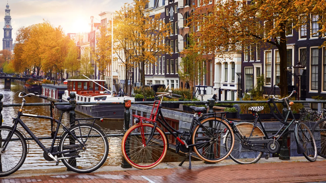 Şehirleri karış karış keşfetmek isteyenler dikkat! ‘En yürünebilir şehirler’ listesi açıklandı: Listede Türkiye’den bir kent de var