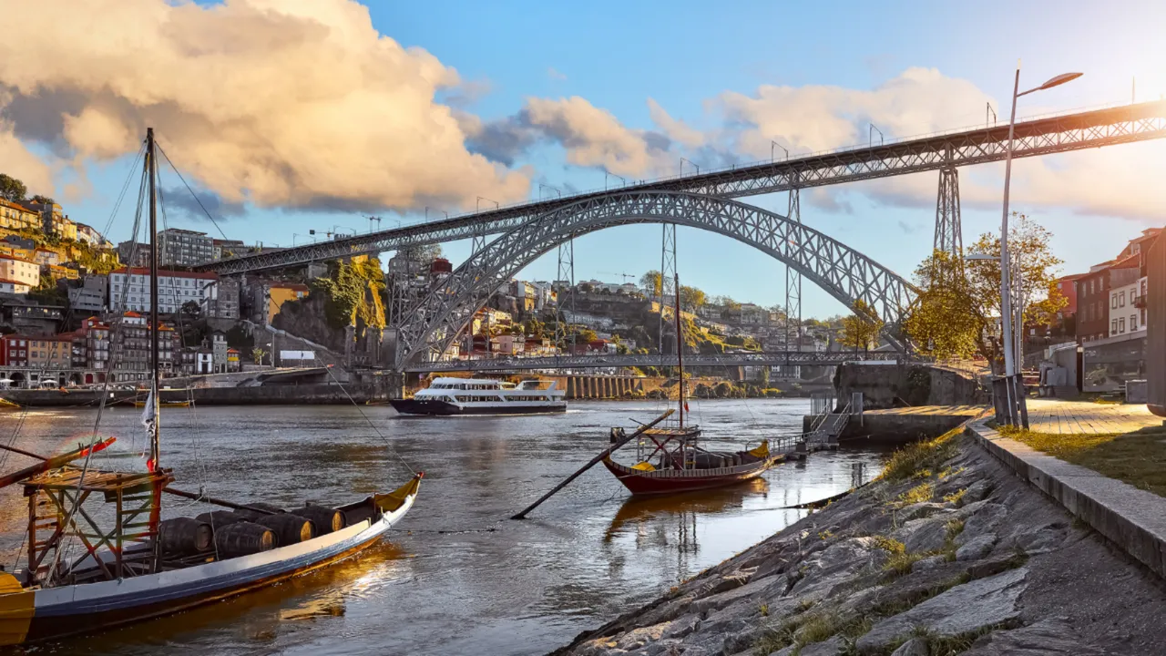 Şehirleri karış karış keşfetmek isteyenler dikkat! ‘En yürünebilir şehirler’ listesi açıklandı: Listede Türkiye’den bir kent de var