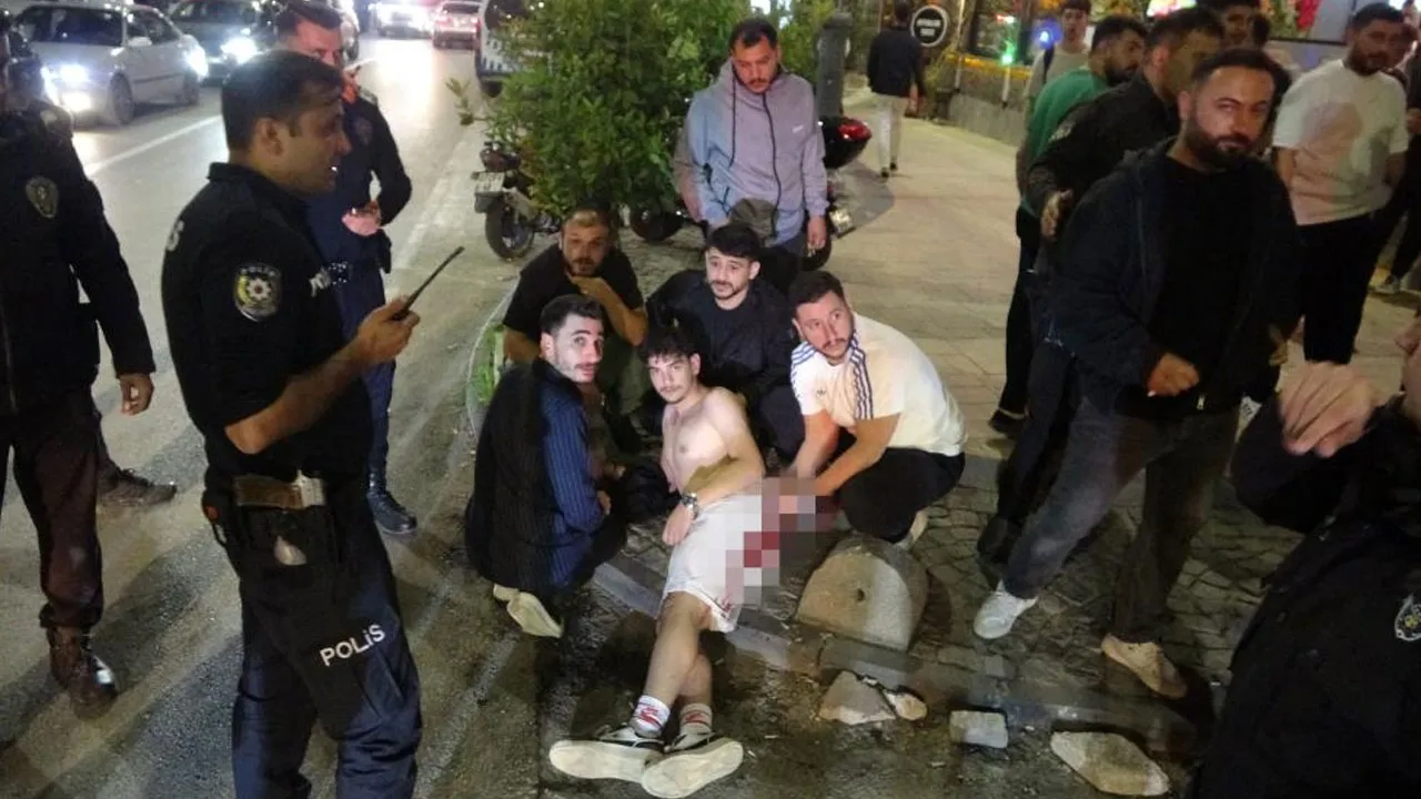 Antalya'daki kutlamalarda kan aktı! Bir Galatasaraylı bıçaklandı