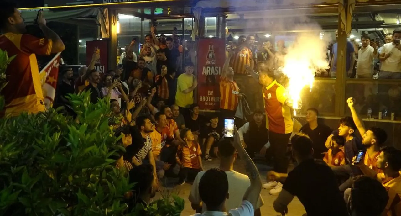 Antalya'daki kutlamalarda kan aktı! Bir Galatasaraylı bıçaklandı