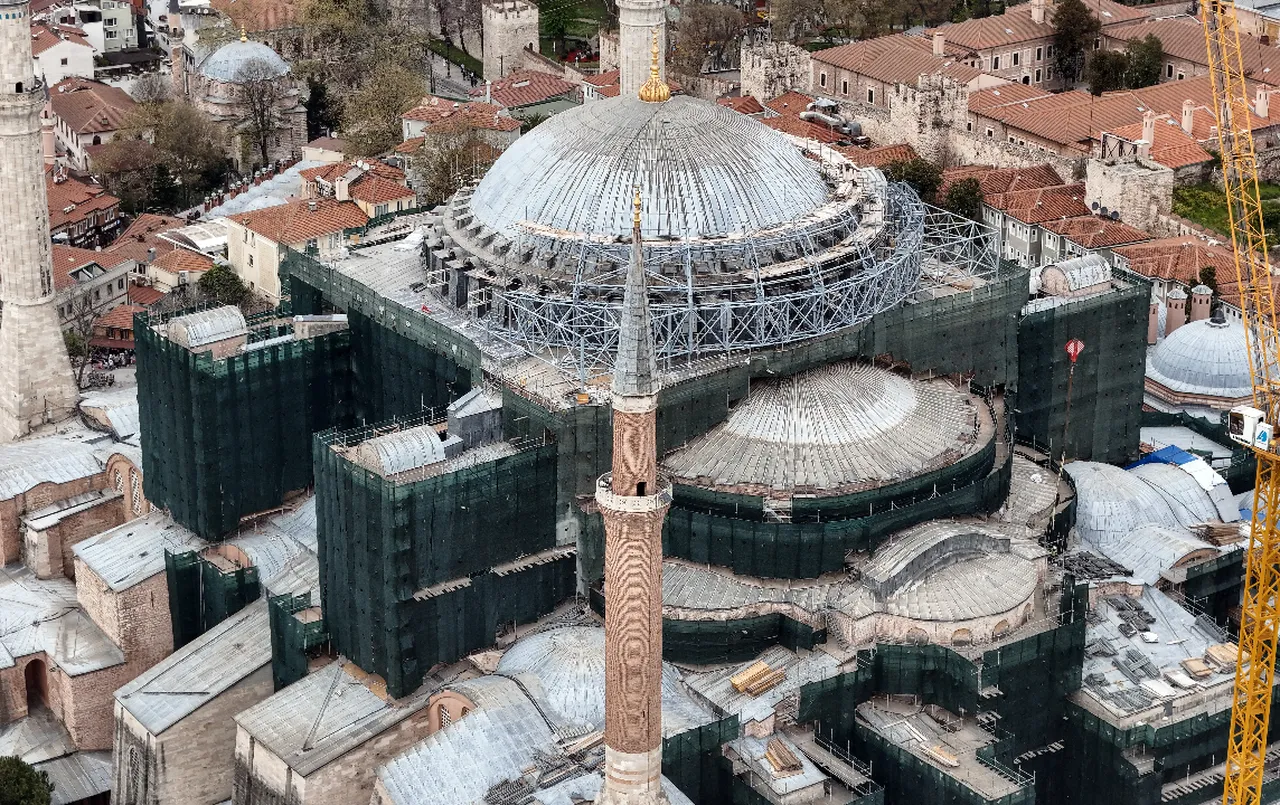 Ayasofya Camii kubbesinde kritik aşama: Korumaya alındı!