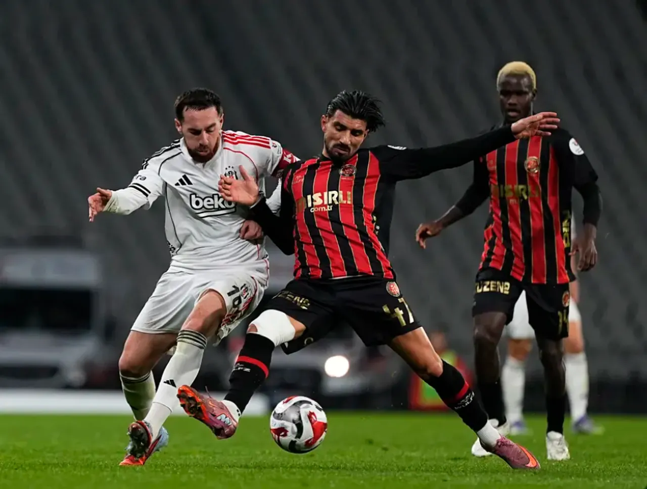 Beşiktaş - Fatih Karagümrük canlı yayın hangi kanalda, nerede izlenir? İşte muhtemel 11