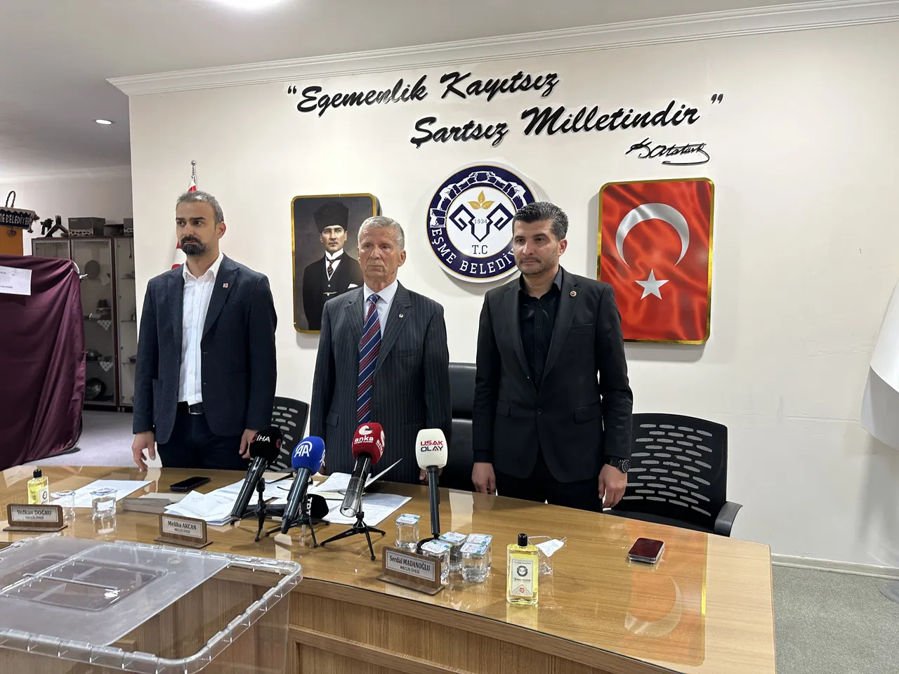 CHPli başkan tutuklanmıştı! Eşme Belediye Başkanvekili seçildi