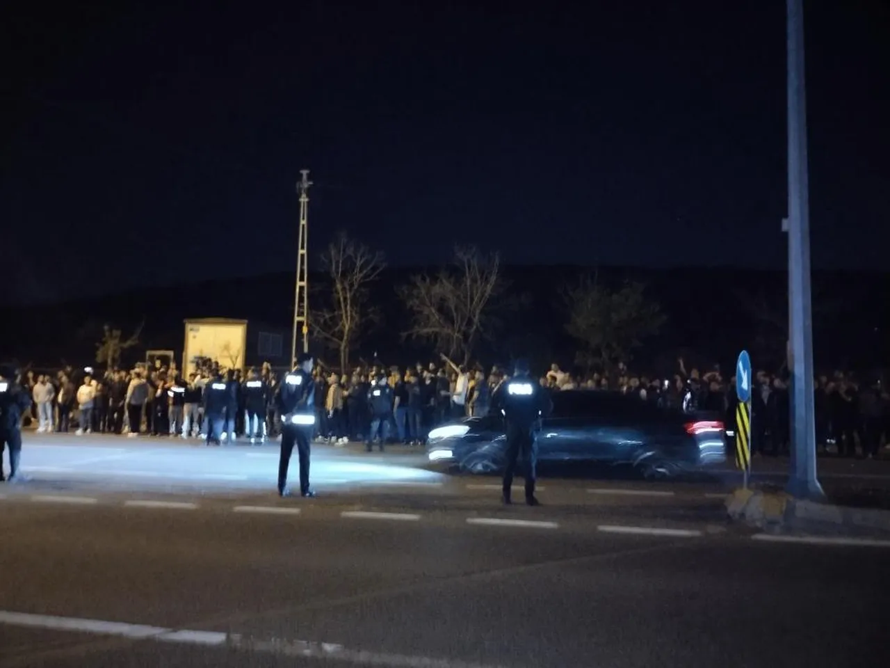 Samandıra'da toplanan taraftarlar