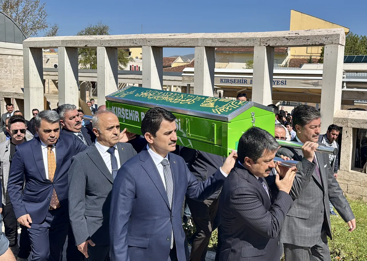 Kırşehir'de acı olay: Yediği çilek, küçük çocuğun sonu oldu!