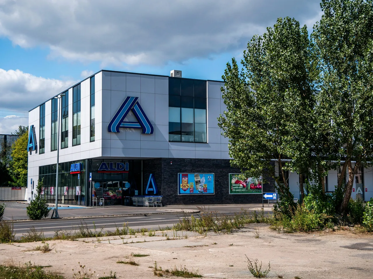 Perakende devinden şok karar! 1250 kişi işsiz kalabilir