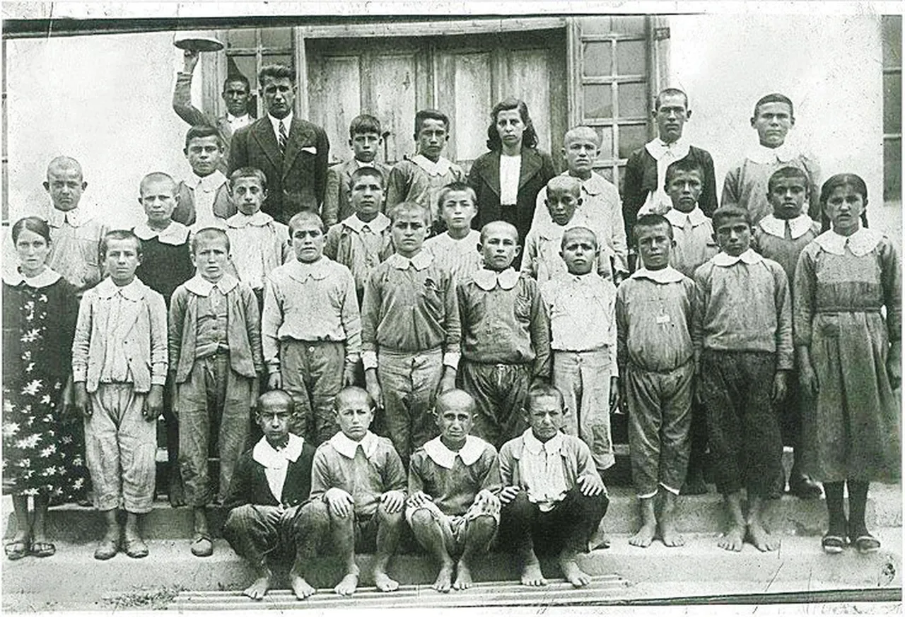 Aksaray Gazipaşa Mektebi - 1930