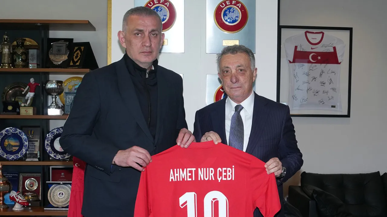 Ahmet Nur Çebi'den İbrahim Hacıosmanoğlu'na ziyaret