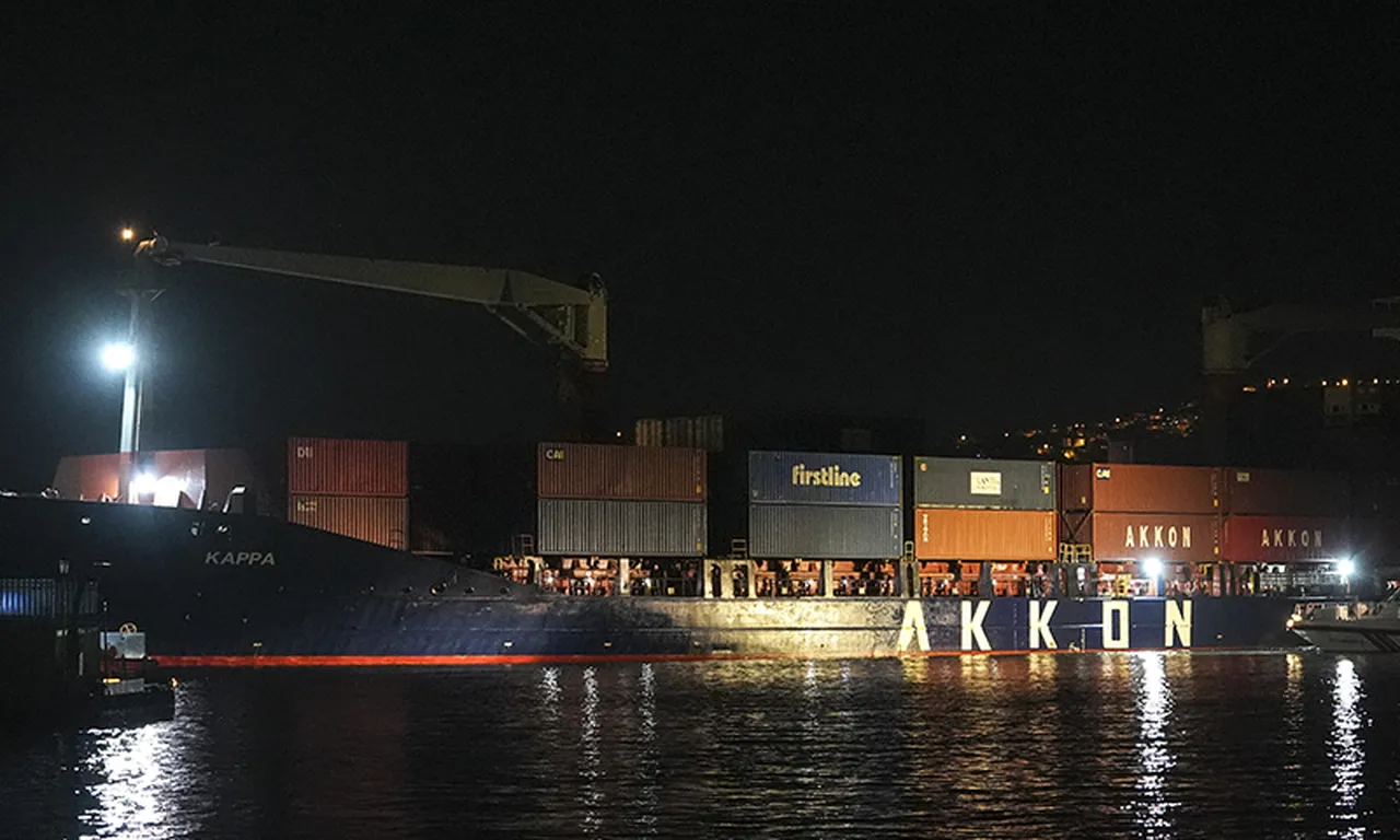 Dev gemi yalıya sürükleniyordu… Dikkat çeken Müge Anlı detayı