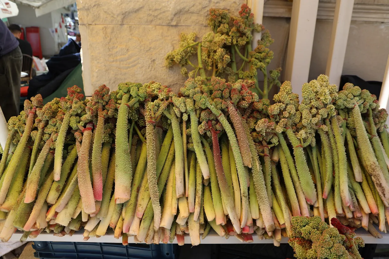 Doğunun muzu  olarak biliniyor, tam bir şifa deposu! Kilosu 400 liradan yok satıyor
