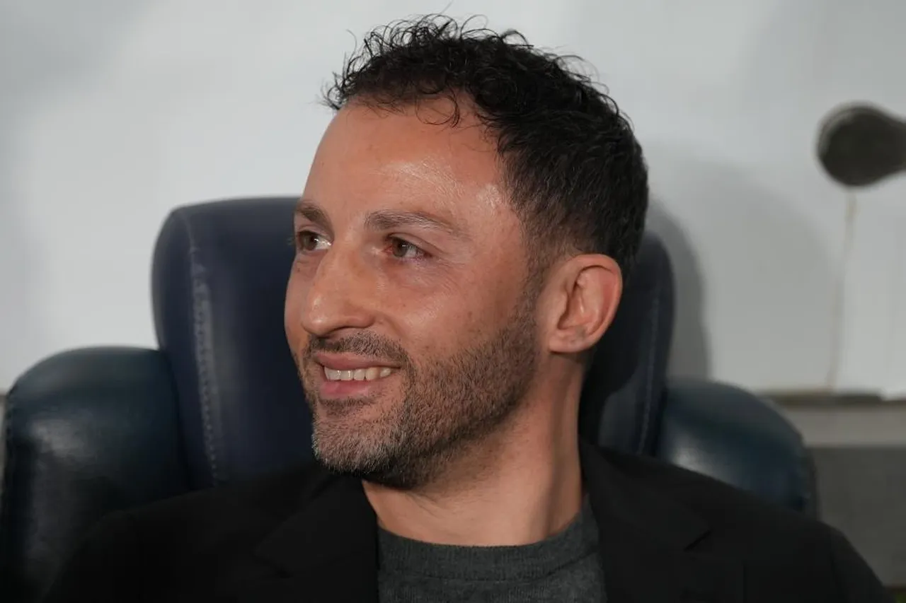 Tedesco, Fenerbahçe'de ilk 10 lig maçında 7 galibiyet, 3 beraberlik aldı.