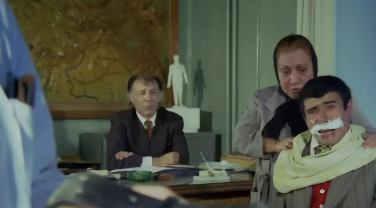 Hababam Sınıfı Dokuz Doğuruyor ne zaman, nerede çekildi? İşte oyuncu kadrosu ve konusu