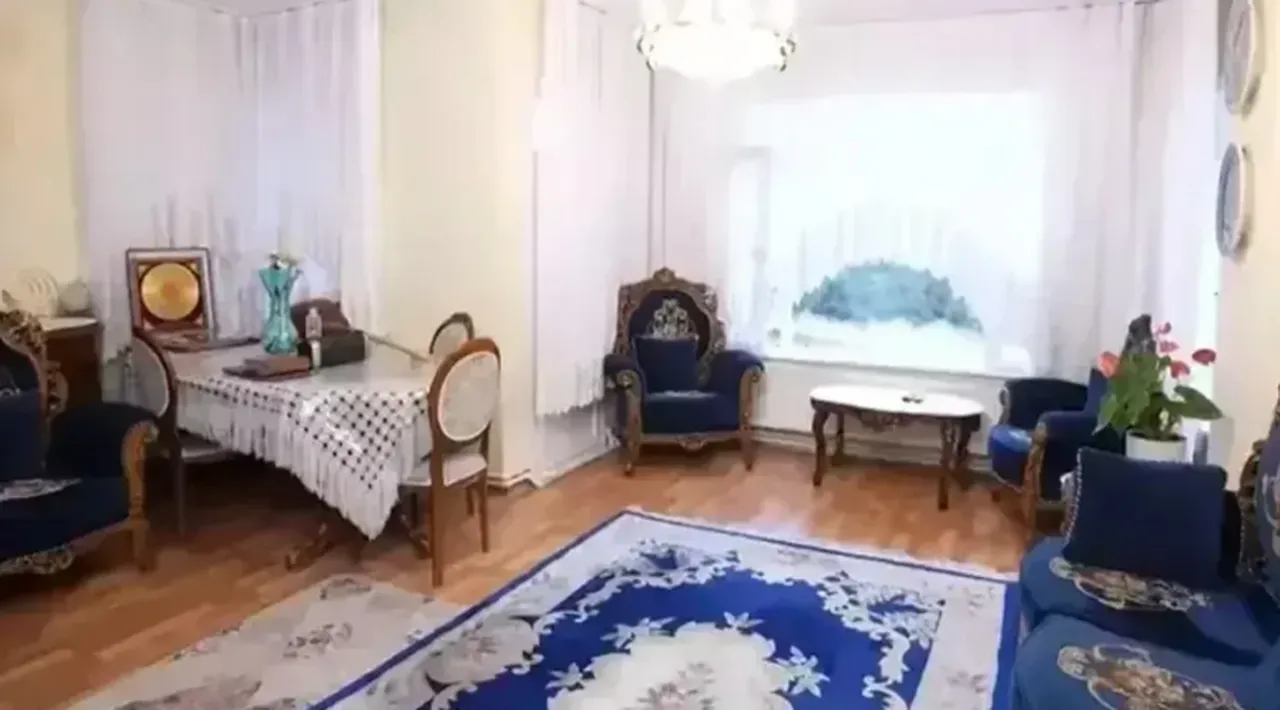 Hakkı Bulut'un 3+1 mütevazı evi görenleri şaşırttı!