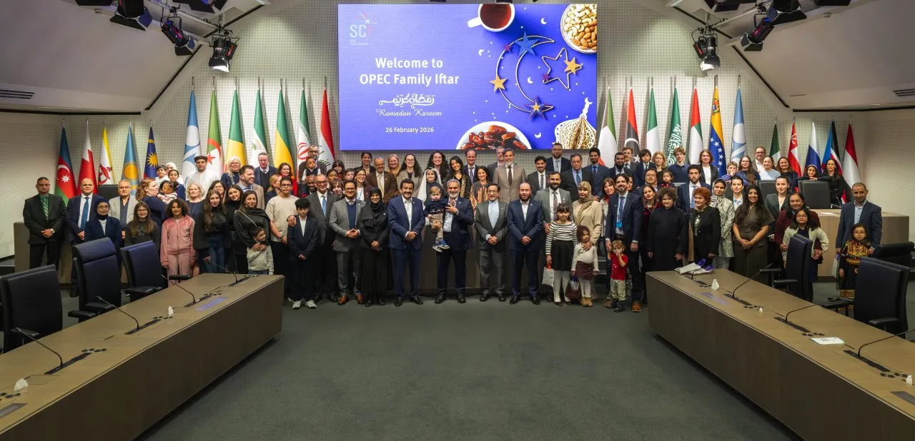 "2026 itibariyle örgütün Bugün 12 üyesi var ve dünya petrol rezervlerinin %80'ini elinde tutuyorlar ama Angola ve Katar gibi bazı ülkelerde OPEC’ten ayrıldılar zaman içerisinde yani OPEC üyesi olmayan ama petrol ve doğalgaz üreten ülkeler de var."