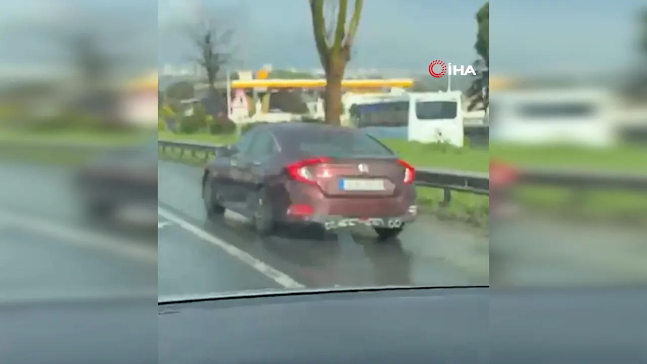 Sanal devriyeden kaçamadılar! E-5'te trafiği hiçe sayan 12 araca ceza yağdı