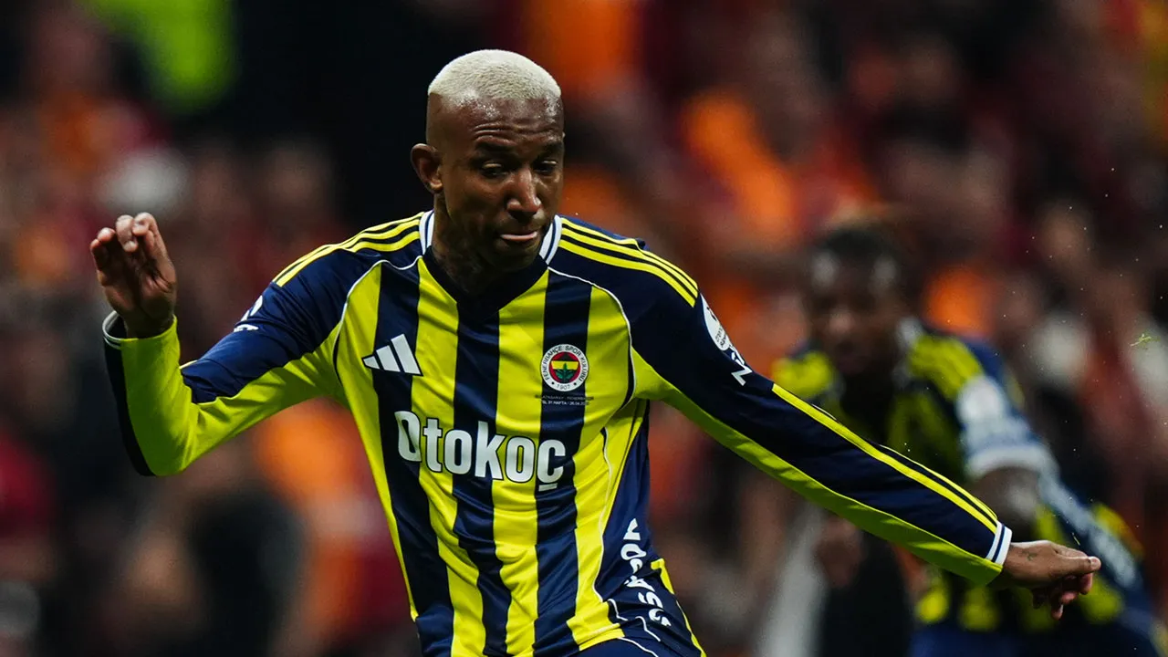 Talisca'dan penaltı açıklaması: 'Gerçek takım arkadaşlarının kim olduğunu görürsün'