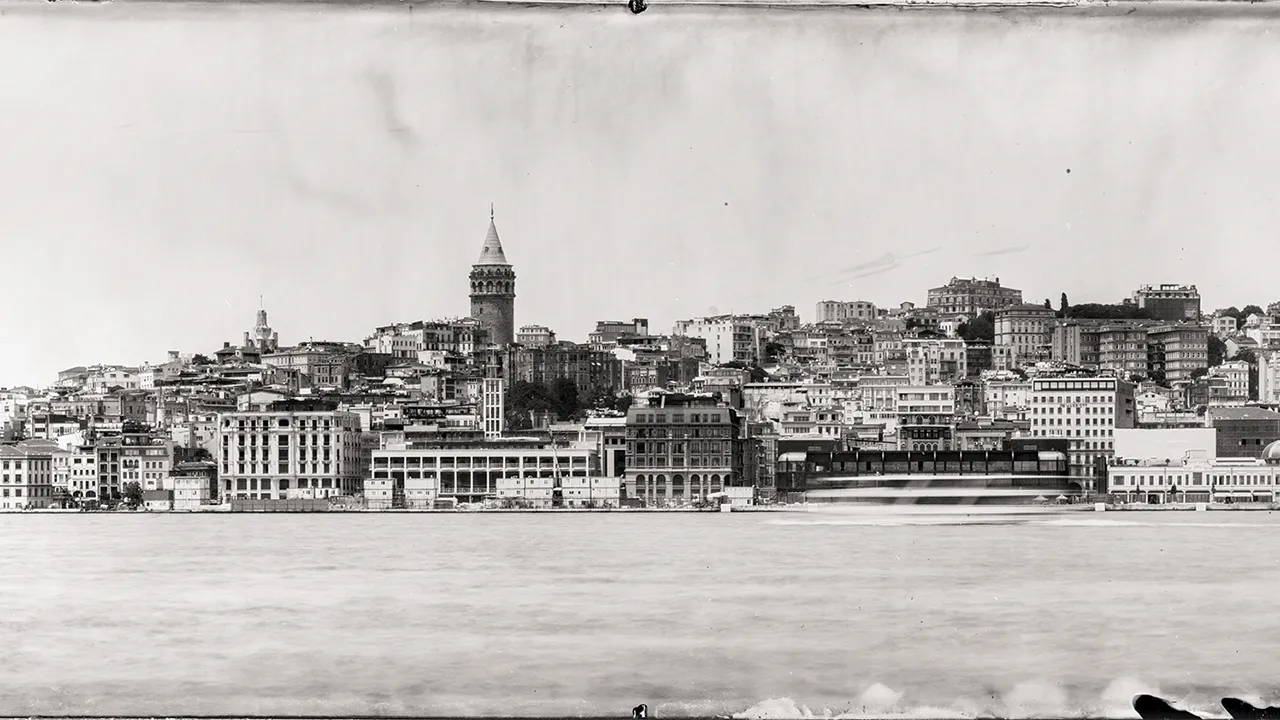 Tarihî tekniklerle İstanbul manzaraları