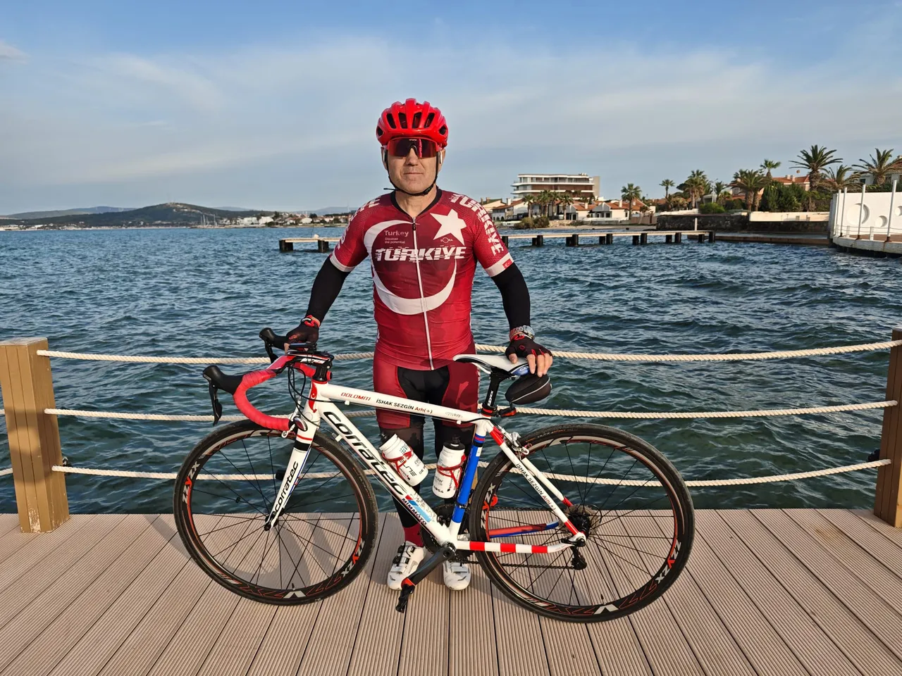 İshak Sezgin aslında bir güvenlik görevlisi