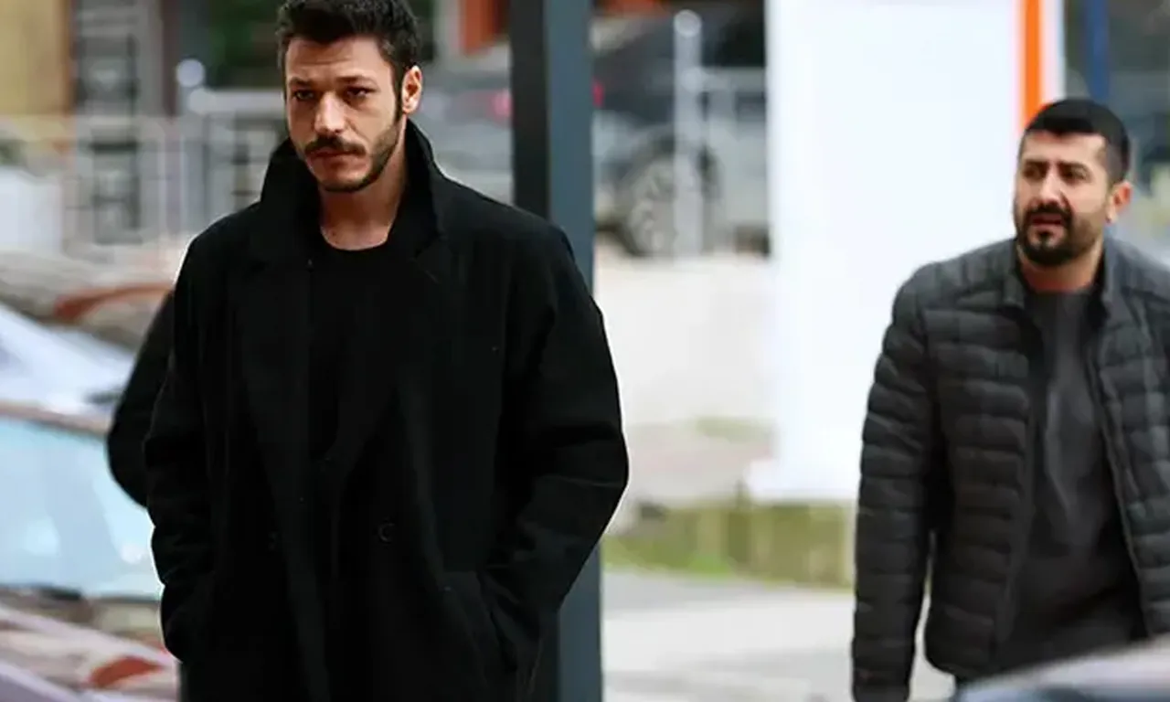 Askerlik görevini tamamladı: Kubilay Aka yeni dizisiyle ekranlara dönüyor