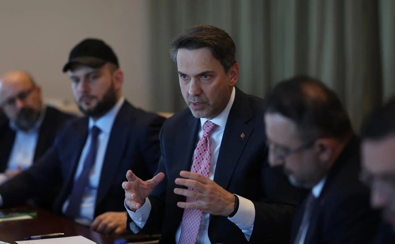 Sıfır Atık Vakfı Başkanı Samed Ağırbaş - Enerji ve Tabii Kaynaklar Bakanı Alparslan Bayraktar