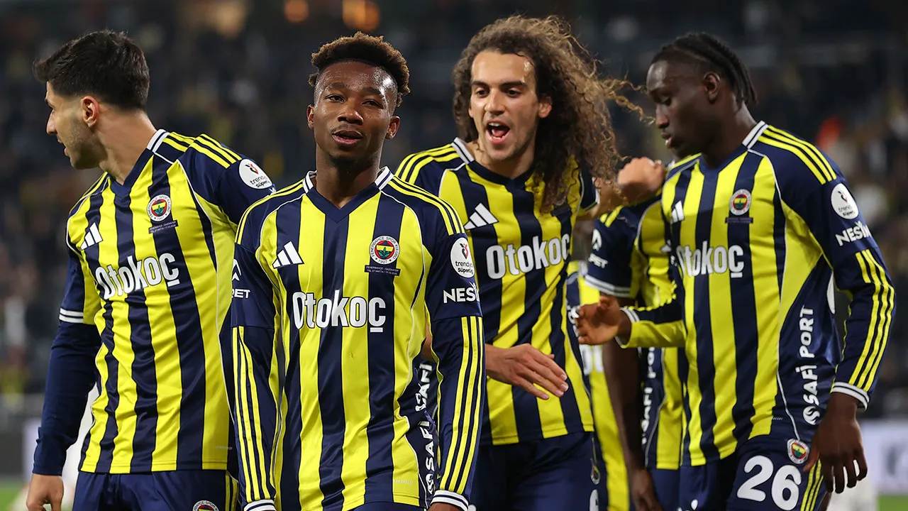 Borussia Dortmund, Fenerbahçeli yıldıza resmen talip oldu: 25 milyon avro