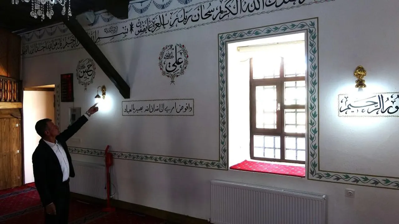 Caminin duvarındaki sır yüzyıllar sonra ortaya çıktı! Mekke detayı dikkat çekti