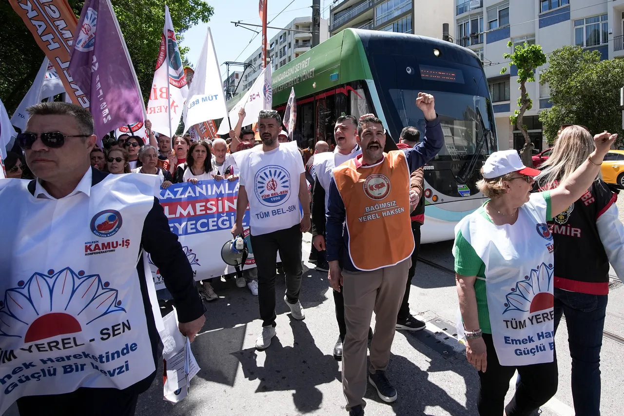 CHPli belediyelerdeki memurlar ayaklandı: Haklarımızı gasp edemezsiniz!
